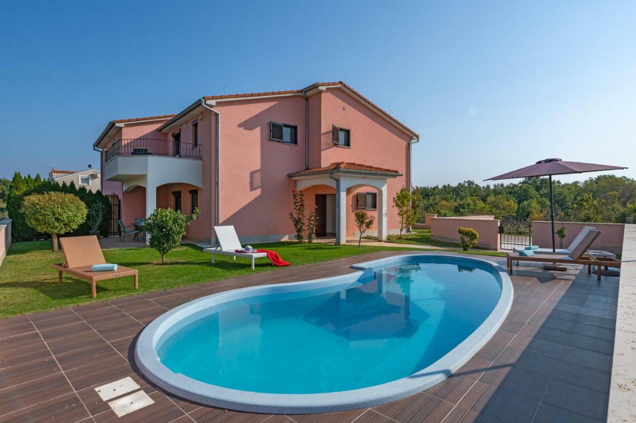 Ferienhaus Joy Ližnjan المظهر الخارجي الصورة