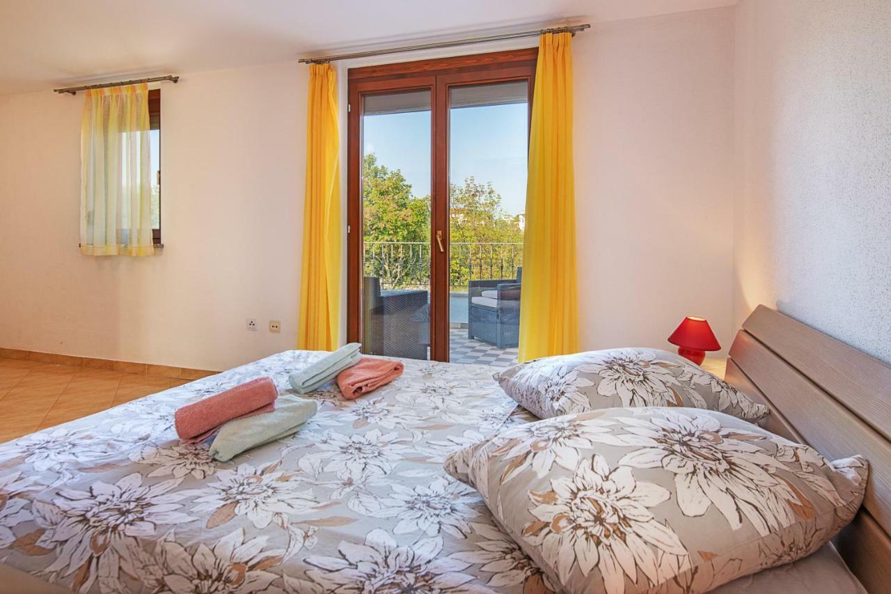 Ferienhaus Joy Ližnjan المظهر الخارجي الصورة